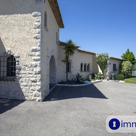 Air-conditioned With Pool And Garden *