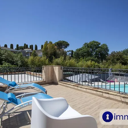 Air-conditioned With Pool And Garden Mandelieu