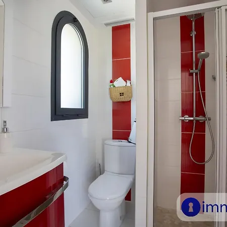 Air-conditioned With Pool And Garden Mandelieu