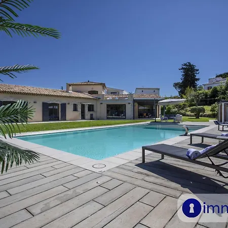 Air-conditioned With Pool And Garden Mandelieu