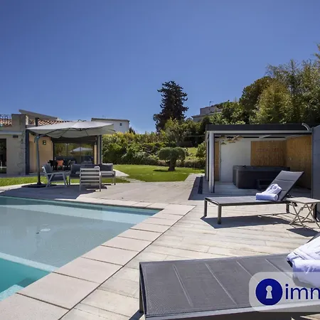 Air-conditioned With Pool And Garden Mandelieu